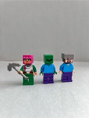 Lego Minecraft Minifigure Bundle